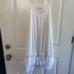 Cream 2x tunic tank for layering with lace ruffles
